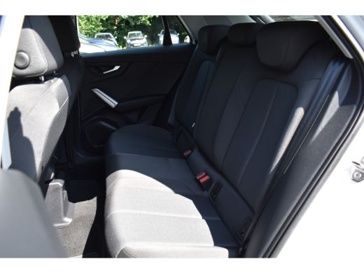 Audi Q2 30 TFSI 110PK PRO-LINE,CRUISE CAMERA/NAVI/LED,STOELVERW  1E EIG ActivLease financial lease