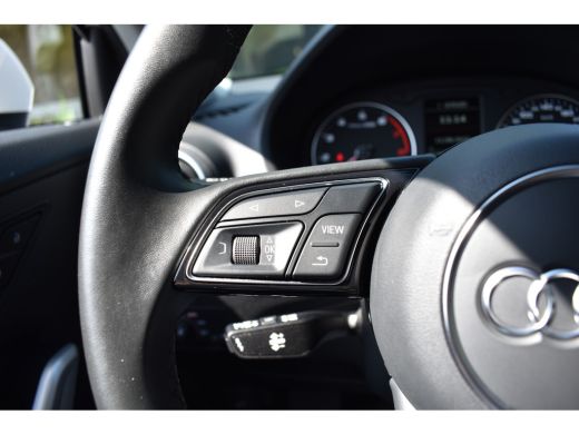 Audi Q2 30 TFSI 110PK PRO-LINE,CRUISE CAMERA/NAVI/LED,STOELVERW  1E EIG ActivLease financial lease
