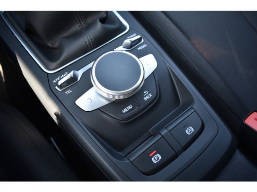 Audi Q2 30 TFSI 110PK PRO-LINE,CRUISE CAMERA/NAVI/LED,STOELVERW  1E EIG ActivLease financial lease