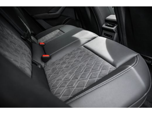 Audi Q6 e-tron S edition | Adaptive air suspension | Adaptive cruise control | Audi sound system ActivLease financial lease