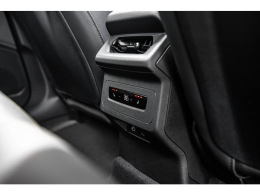 Audi Q6 e-tron S edition | Adaptive air suspension | Adaptive cruise control | Audi sound system ActivLease financial lease