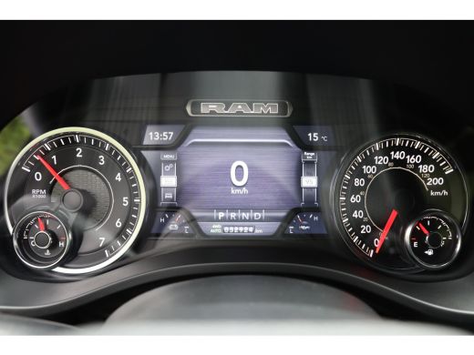 Dodge Ram 1500 1500 5.7 V8 Built To Serve | Trekhaak | Memory | Alpine Audio | Stoel/Stuurverwarming | LED | Nav... ActivLease financial lease