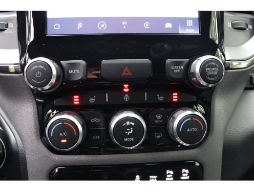 Dodge Ram 1500 1500 5.7 V8 Built To Serve | Trekhaak | Memory | Alpine Audio | Stoel/Stuurverwarming | LED | Nav... ActivLease financial lease