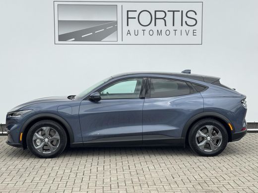 Ford Mustang Mach-E Mach-E RWD 75 kWh NL-AUTO | LEDER | Bang & Olufsen| SOH 93.5% ActivLease financial lease