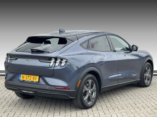 Ford Mustang Mach-E Mach-E RWD 75 kWh NL-AUTO | LEDER | Bang & Olufsen| SOH 93.5% ActivLease financial lease