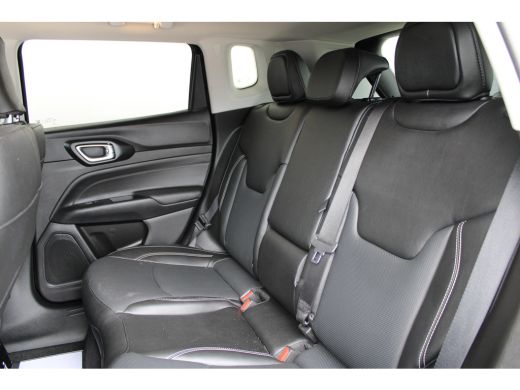 Jeep Compass 1.5T e-Hybrid S | Camera | Navigatie | ACC | Lederen bekleding | Keyless entry & Start | Full-LED | ActivLease financial lease