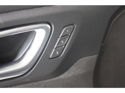 Jeep Compass 1.5T e-Hybrid S | Camera | Navigatie | ACC | Lederen bekleding | Keyless entry & Start | Full-LED | ActivLease financial lease