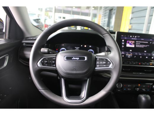 Jeep Compass 1.5T e-Hybrid S | Camera | Navigatie | Adaptieve cruise control | Stoelventilatie voor | Keyless ... ActivLease financial lease