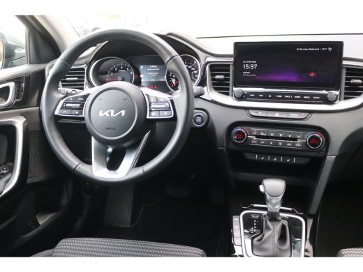 Kia Ceed Sportswagon 1.5 T-GDi 140PK MHEV Automaat DynamicPlusline 11-2025!/Navigatie/Adapt.-cruise/Keyfree/Winter-pack ActivLease financial lease