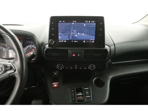 Opel Combo 1.5 BlueHDI EAT8 130PK Innovation L2 | Aut. | Airco | 3 Zits | Camera | Cruise | Carplay | Parkee... ActivLease financial lease