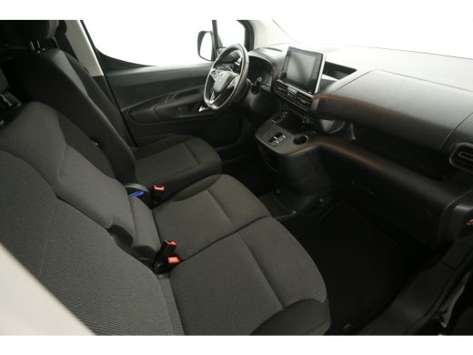 Opel Combo 1.5 BlueHDI EAT8 130PK Innovation L2 | Aut. | Airco | 3 Zits | Camera | Cruise | Carplay | Parkee... ActivLease financial lease