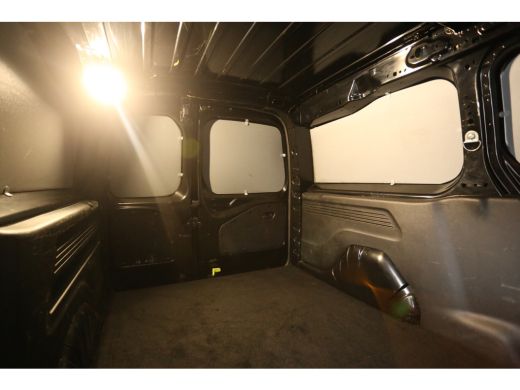 Opel Combo 1.5 BlueHDI EAT8 130PK Innovation L2 | Aut. | Airco | 3 Zits | Camera | Cruise | Carplay | Parkee... ActivLease financial lease