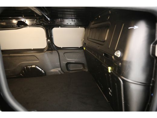 Opel Combo 1.5 BlueHDI EAT8 130PK Innovation L2 | Aut. | Airco | 3 Zits | Camera | Cruise | Carplay | Parkee... ActivLease financial lease