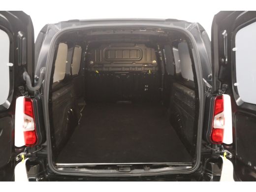 Opel Combo 1.5 BlueHDI EAT8 130PK Innovation L2 | Aut. | Airco | 3 Zits | Camera | Cruise | Carplay | Parkee... ActivLease financial lease