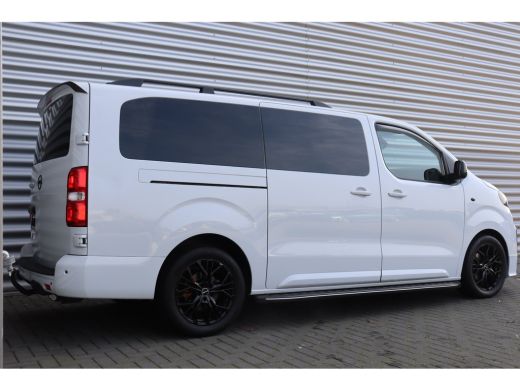Opel Vivaro 2.0D 180PK L3H1 RE-VOLVE AUTOMAAT / NAVI / LEDER / FULL-LED / 17" LMV / CAMERA / KEYLESS / IRMSCH... ActivLease financial lease