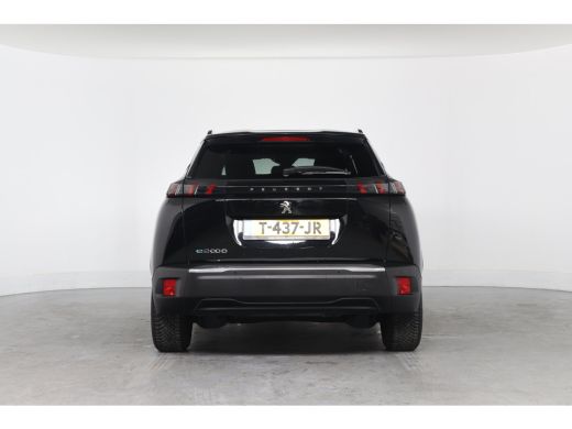 Peugeot e-2008 EV Allure 50 kWh | Dealer Onderhouden! | SOH 99% | 1e Eigenaar! | Navi By App | Clima | Cruise Co... ActivLease financial lease