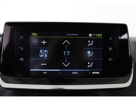 Peugeot e-2008 EV Allure 50 kWh | Dealer Onderhouden! | SOH 99% | 1e Eigenaar! | Navi By App | Clima | Cruise Co... ActivLease financial lease