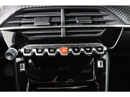 Peugeot e-2008 EV Allure 50 kWh | Dealer Onderhouden! | SOH 99% | 1e Eigenaar! | Navi By App | Clima | Cruise Co... ActivLease financial lease