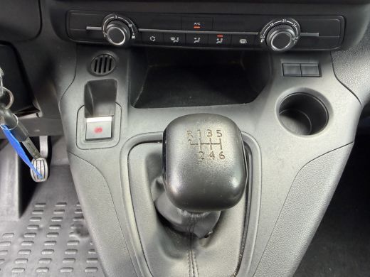 Peugeot Partner 1.2 PureTech Premium Euro 6 CarPlay/navigatie systeem/cruise control ActivLease financial lease