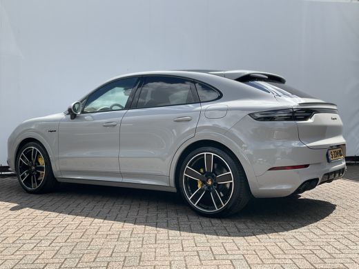Porsche Cayenne 3.0 E-Hybrid Platinum Edition Pano Bose SportChrono 14-Voudig Orig.NL Luchtvering Incl.BTW ActivLease financial lease