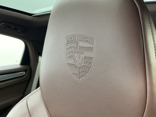 Porsche Cayenne 3.0 E-Hybrid Platinum Edition Pano Bose SportChrono 14-Voudig Orig.NL Luchtvering Incl.BTW ActivLease financial lease