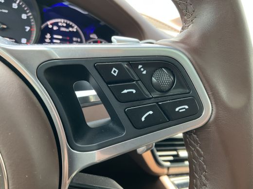Porsche Cayenne 3.0 E-Hybrid Platinum Edition Pano Bose SportChrono 14-Voudig Orig.NL Luchtvering Incl.BTW ActivLease financial lease