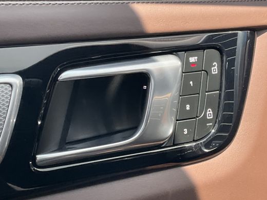 Porsche Cayenne 3.0 E-Hybrid Platinum Edition Pano Bose SportChrono 14-Voudig Orig.NL Luchtvering Incl.BTW ActivLease financial lease