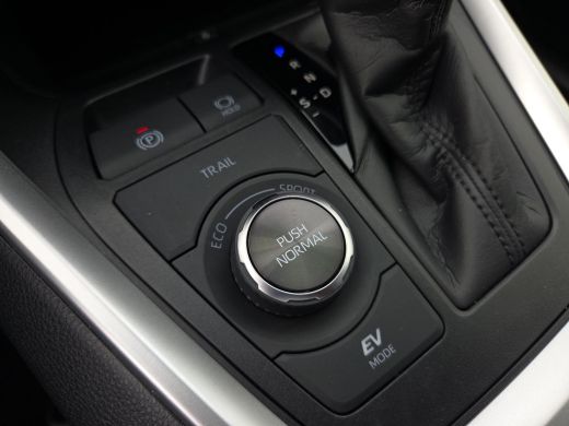 Toyota RAV4 2.5 Hybrid AWD Bi-Tone | Apple CarPlay | Navigatie | Rijklaar incl. garantie | ActivLease financial lease
