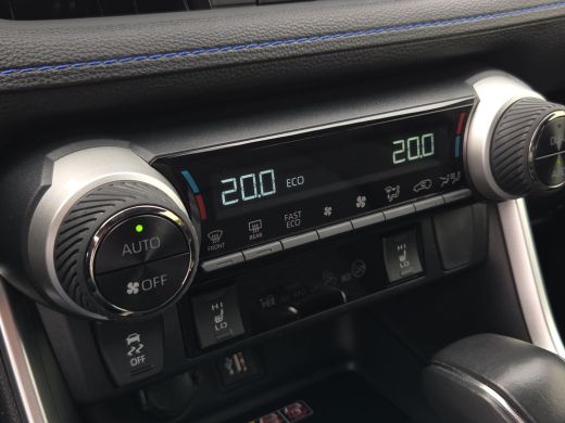Toyota RAV4 2.5 Hybrid AWD Bi-Tone | Apple CarPlay | Navigatie | Rijklaar incl. garantie | ActivLease financial lease