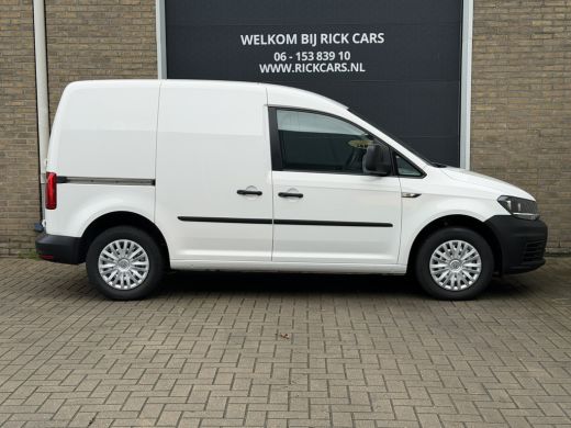 Volkswagen Caddy 2.0 TDI 102 PK L1H1 Euro 6 CarPlay/cruise control/Navigatie ActivLease financial lease