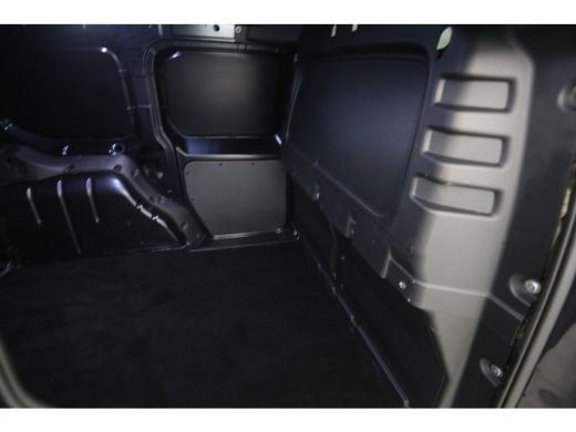 Volkswagen Caddy 2.0 TDI 123PK 1st Edition | Automaat | Airco | Camera | 19" LMV | Cruise | Virtual | Carplay ActivLease financial lease