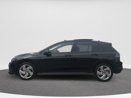 Volkswagen Golf 1.5 eHybrid GTE | Trekhaak | Pano Dak | Leder | HUD | PHEV | 272Pk | ActivLease financial lease