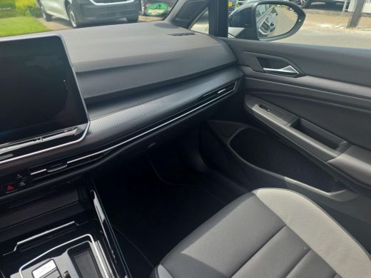 Volkswagen Golf 1.5 eHybrid GTE | Trekhaak | Pano Dak | Leder | HUD | PHEV | 272Pk | ActivLease financial lease
