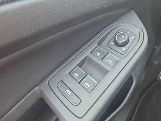 Volkswagen Golf 1.5 eHybrid GTE | Trekhaak | Pano Dak | Leder | HUD | PHEV | 272Pk | ActivLease financial lease