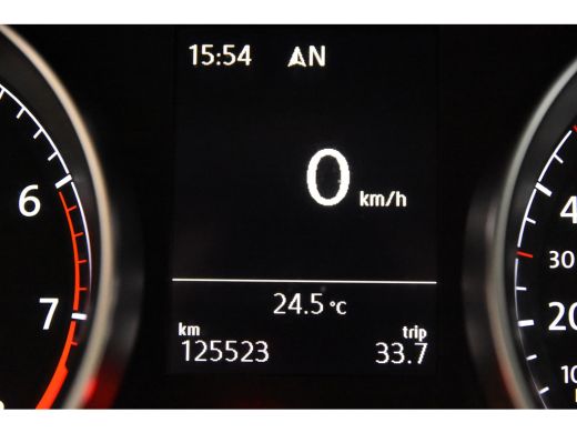 Volkswagen Golf Variant iQ Drive *1ste Eigenaar*Navigatie*Trekhaak* ActivLease financial lease