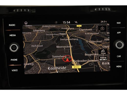 Volkswagen Golf Variant iQ Drive *1ste Eigenaar*Navigatie*Trekhaak* ActivLease financial lease