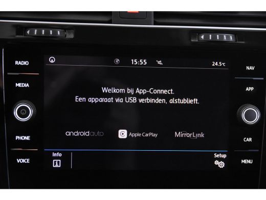 Volkswagen Golf Variant iQ Drive *1ste Eigenaar*Navigatie*Trekhaak* ActivLease financial lease