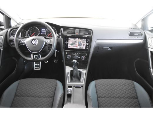 Volkswagen Golf Variant iQ Drive *1ste Eigenaar*Navigatie*Trekhaak* ActivLease financial lease