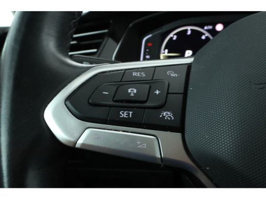 Volkswagen Passat Variant 1.6 TDI Elegance Business R Automaat, Panorama, Trekhaak! ActivLease financial lease