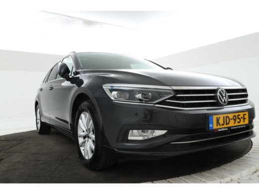 Volkswagen Passat Variant 1.6 TDI Elegance Business R Automaat, Panorama, Trekhaak! ActivLease financial lease