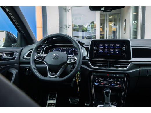 Volkswagen T-Roc 1.5 TSI R-Line Business+ | Trekhaak/1500kg | Cruise adaptief | Matrix LED | Camera | Stoelverwarm... ActivLease financial lease