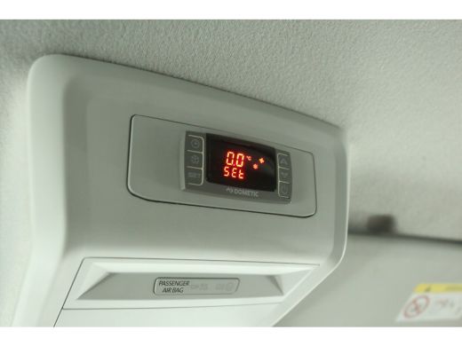 Volkswagen Transporter 2.0 TDI L1H1 | Koelwagen 0&deg; | Nachtkoeling | Airco | 3 Zits | Trekhaak | Koelauto ActivLease financial lease