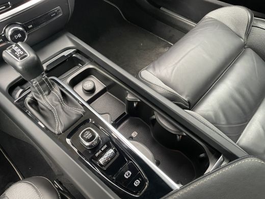 Volvo  S60 2.0 T5 R-Design 251pk | Memory | Adap. Cruise | Stoelverwarming | 360 Camera ActivLease financial lease