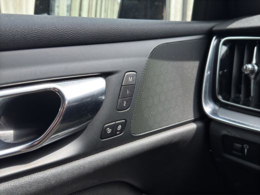 Volvo  S60 2.0 T5 R-Design 251pk | Memory | Adap. Cruise | Stoelverwarming | 360 Camera ActivLease financial lease