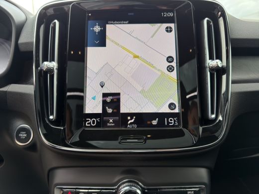 Volvo  XC40 1.5 T4 Plug-in hybrid Ultimate Bright | Apple Carplay/Android Auto|telefoonintegratie premium | A... ActivLease financial lease