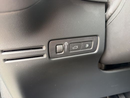 Volvo  XC40 1.5 T4 Plug-in hybrid Ultimate Bright | Apple Carplay/Android Auto|telefoonintegratie premium | A... ActivLease financial lease