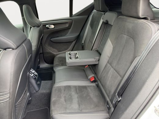 Volvo  XC40 1.5 T4 Plug-in hybrid Ultimate Bright | Apple Carplay/Android Auto|telefoonintegratie premium | A... ActivLease financial lease