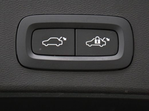 Volvo  XC40 1.5 T5 Recharge Inscription | SOH 89,7% | Panoramadak | Leder | 360 Camera | Trekhaak | Stoelverw... ActivLease financial lease