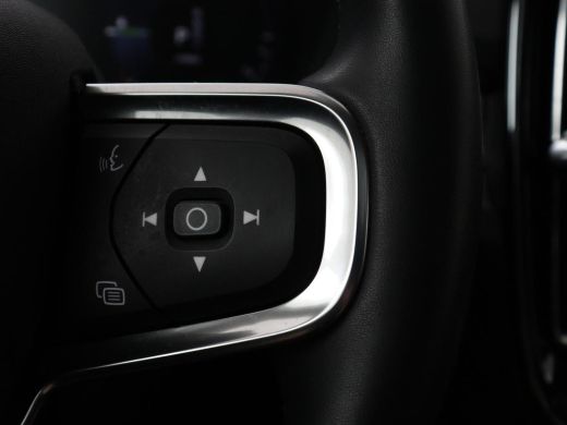 Volvo  XC40 1.5 T5 Recharge Inscription | SOH 89,7% | Panoramadak | Leder | 360 Camera | Trekhaak | Stoelverw... ActivLease financial lease