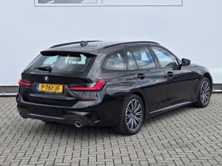 BMW 3 Serie Touring 320e Business Edition Plus NL-AUTO | LEDER | M-PAKKET| SOH 98%|